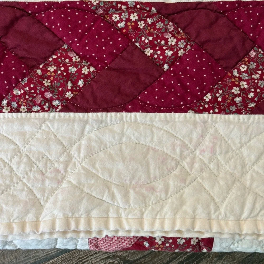 Vintage Handmade King Quilt Apple Basket Applique Patchwork Hand Quilted 96x118